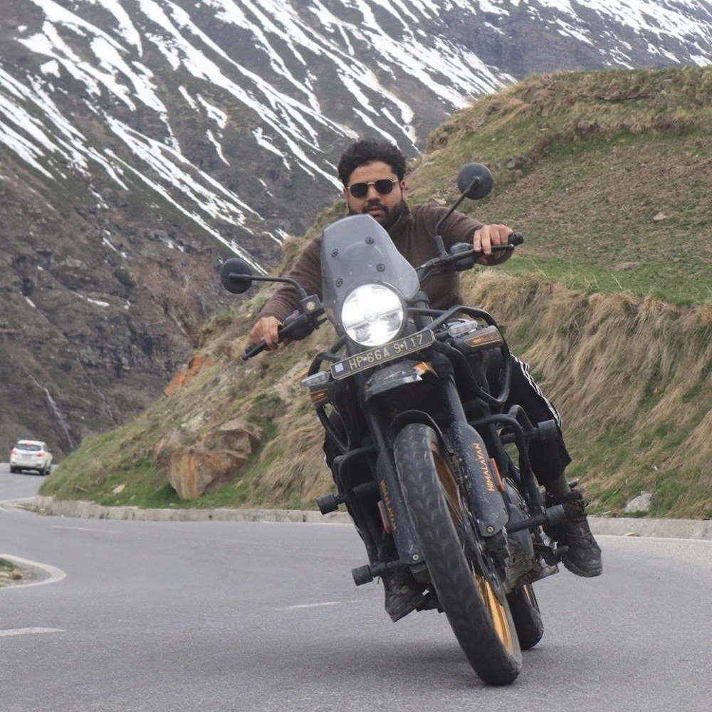 First-Time Spiti Bike Trip from Delhi or Chandigarh: A Practical 7–10 Day Guide and Cost Considerations