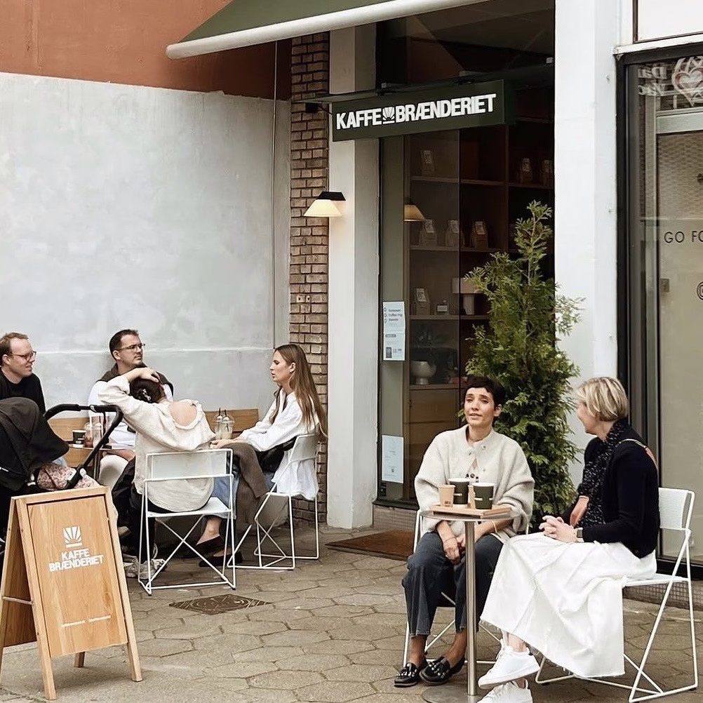 Charlottenlunds hyggeligste kaffepauser: små hverdagsretreats ved KaffeBrænderiet på Jægersborg Allé